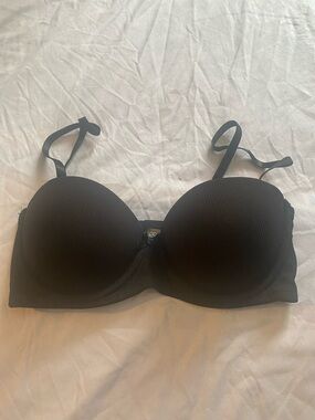 Daisy Fuentes Black Convertible Push-Up Bra